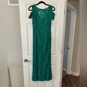 MARINA DESIGNER GREEN EMERALD SEQUIN LONG FORMAL DRESS